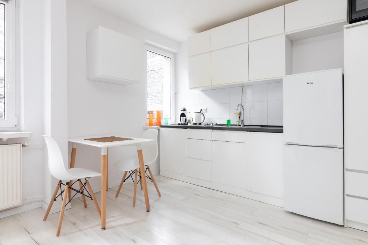 Rondo ONZ Sunny Apartment Warsawa Bagian luar foto