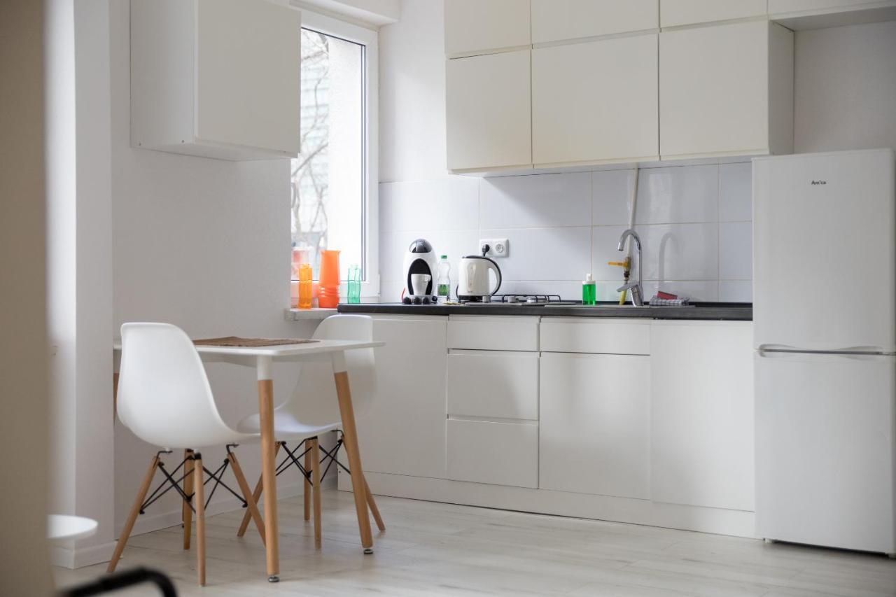 Rondo ONZ Sunny Apartment Warsawa Bagian luar foto