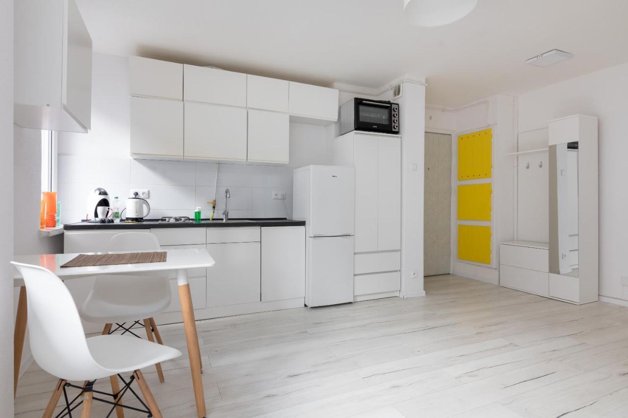 Rondo ONZ Sunny Apartment Warsawa Bagian luar foto