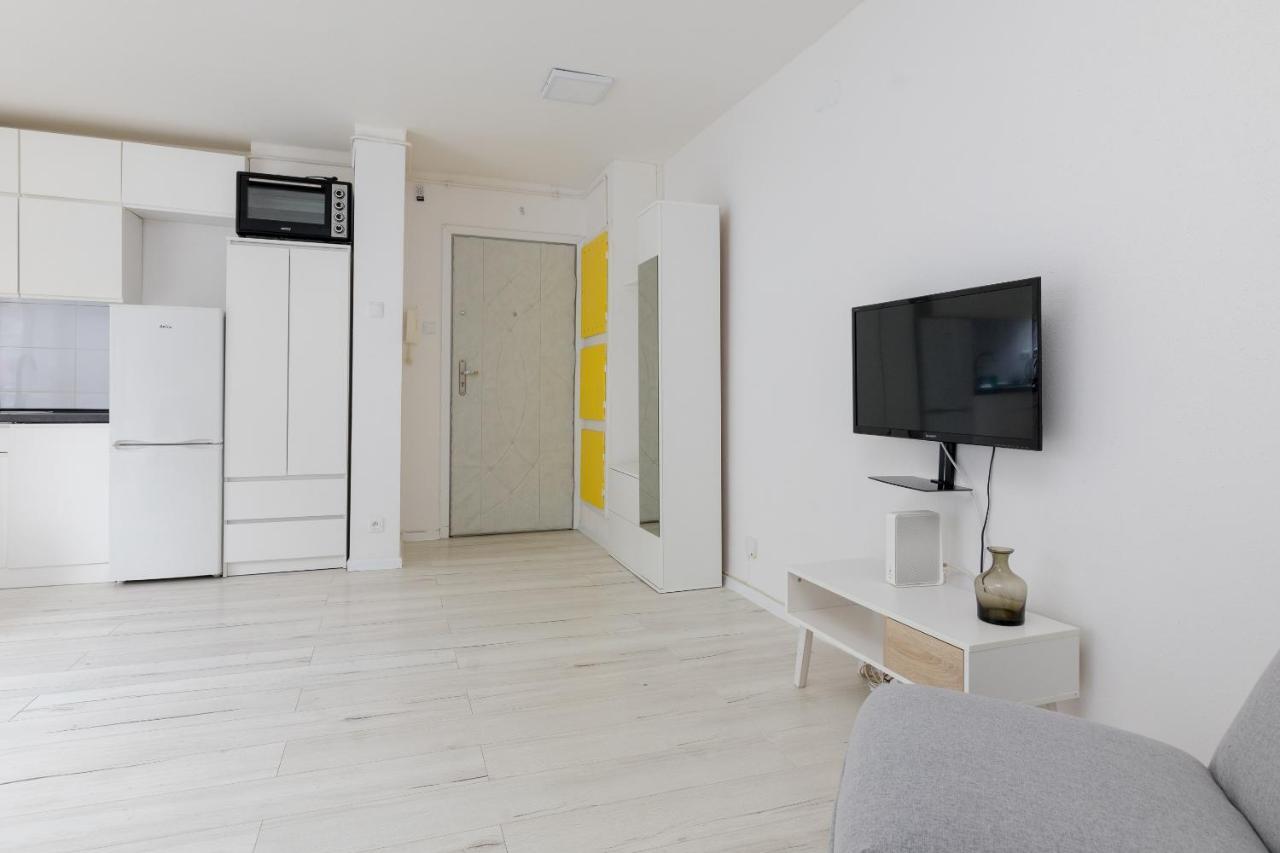 Rondo ONZ Sunny Apartment Warsawa Bagian luar foto